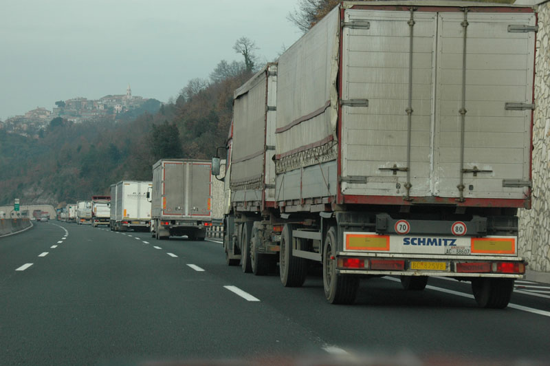 Ue: l’autotrasporto stenta a uscire dalla crisi