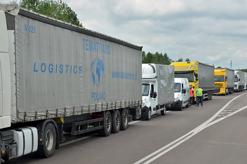 Ue-Ucraina: prorogato di un anno l’accordo per il trasporto merci su strada