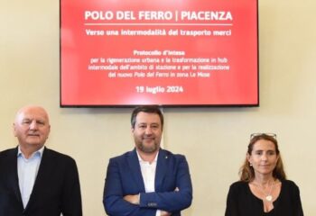 Hub intermodale e del ferro a Piacenza, MIT firma il protocollo d’intesa