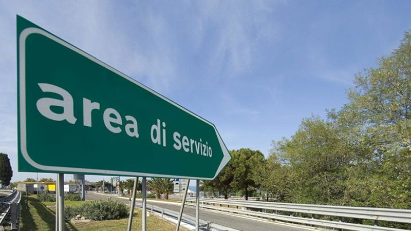 Autostrade: firmato il decreto per la ristrutturazione della rete di aree di servizio