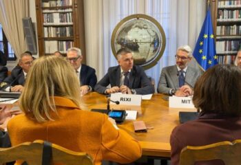 Il MIT convoca il Cism: rilanciare il traffico merci via Suez